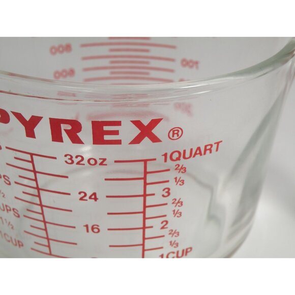 PYREX RARE Red  Vintage All Capital Letters 1 Quart / 4 Cup Glass PYREX Large Gl - Picture 6 of 11